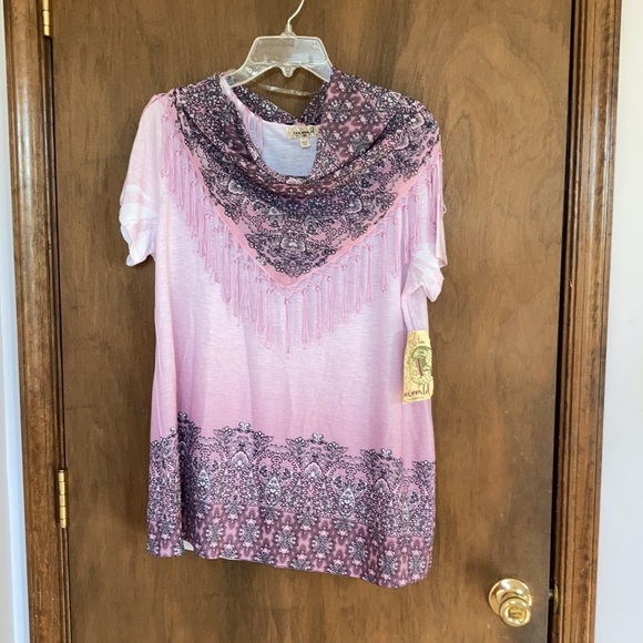 ONE WORLD Tops - One World top mauve ombre w boho print at bottom & matching scarf L